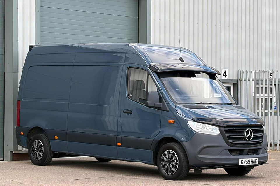 特選輸入車 Vol.730 2019 メルセデス・ベンツ スプリンター 2.1L 314 CDI FWD L2 H2 パネルバン(Mercedes-Benz Sprinter 2.1L 314 CDI FWD L2 H2 Panel Van)